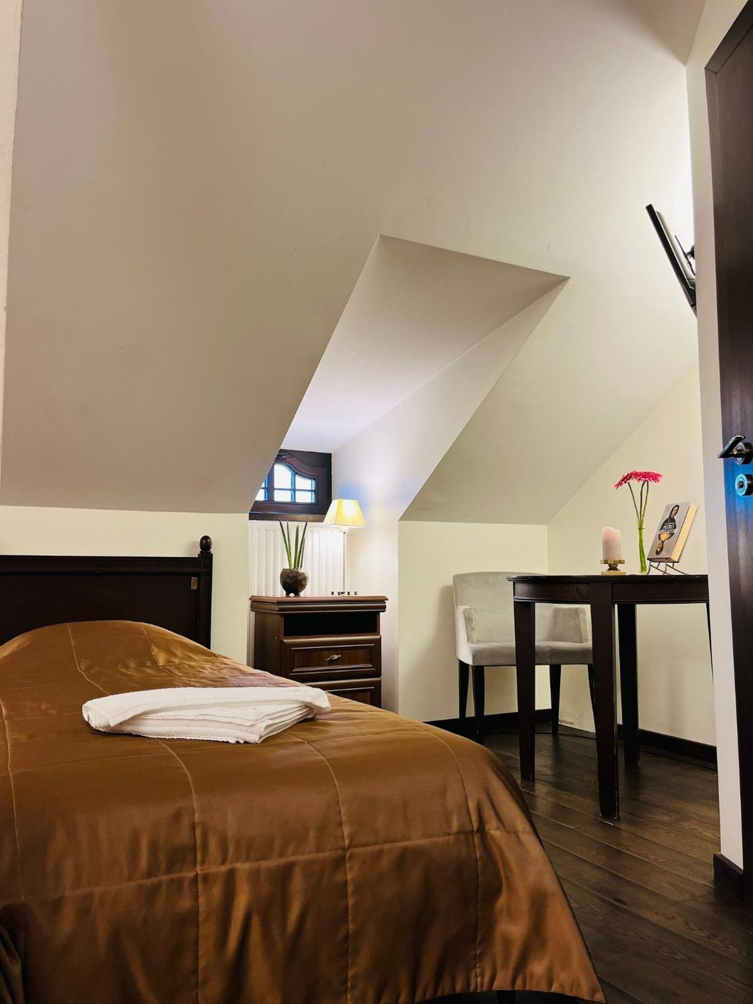 Hotel Monte Pacis In Pazaislis Kowno Zewnętrze zdjęcie
